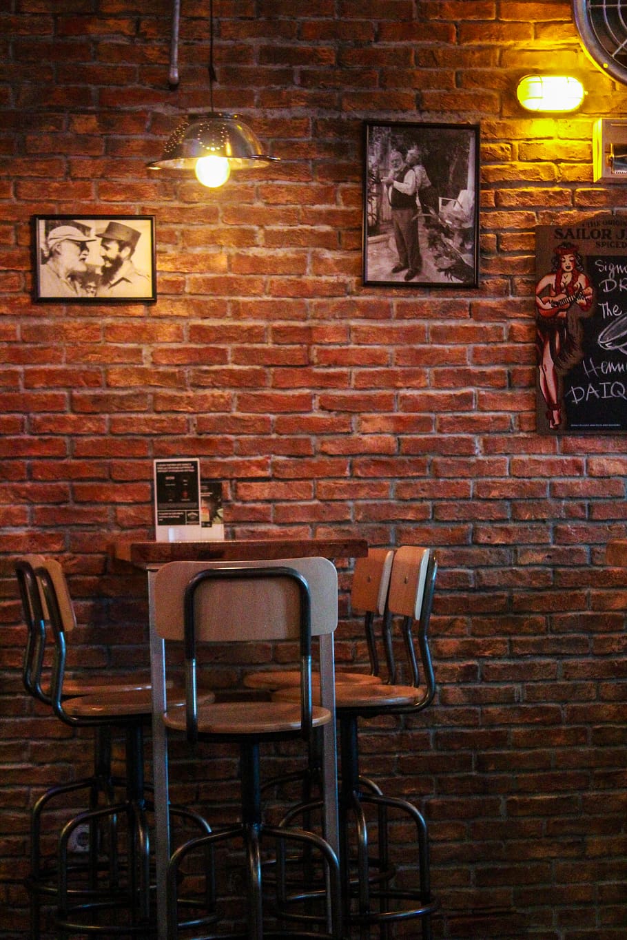 Cafe, Classic, Random, Holland, Lights, Brick Wall, - Cafe Hd - HD Wallpaper 
