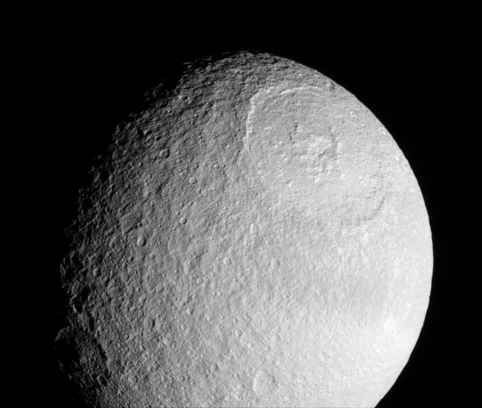 Tethys - Tarvos Moon Of Saturn - HD Wallpaper 