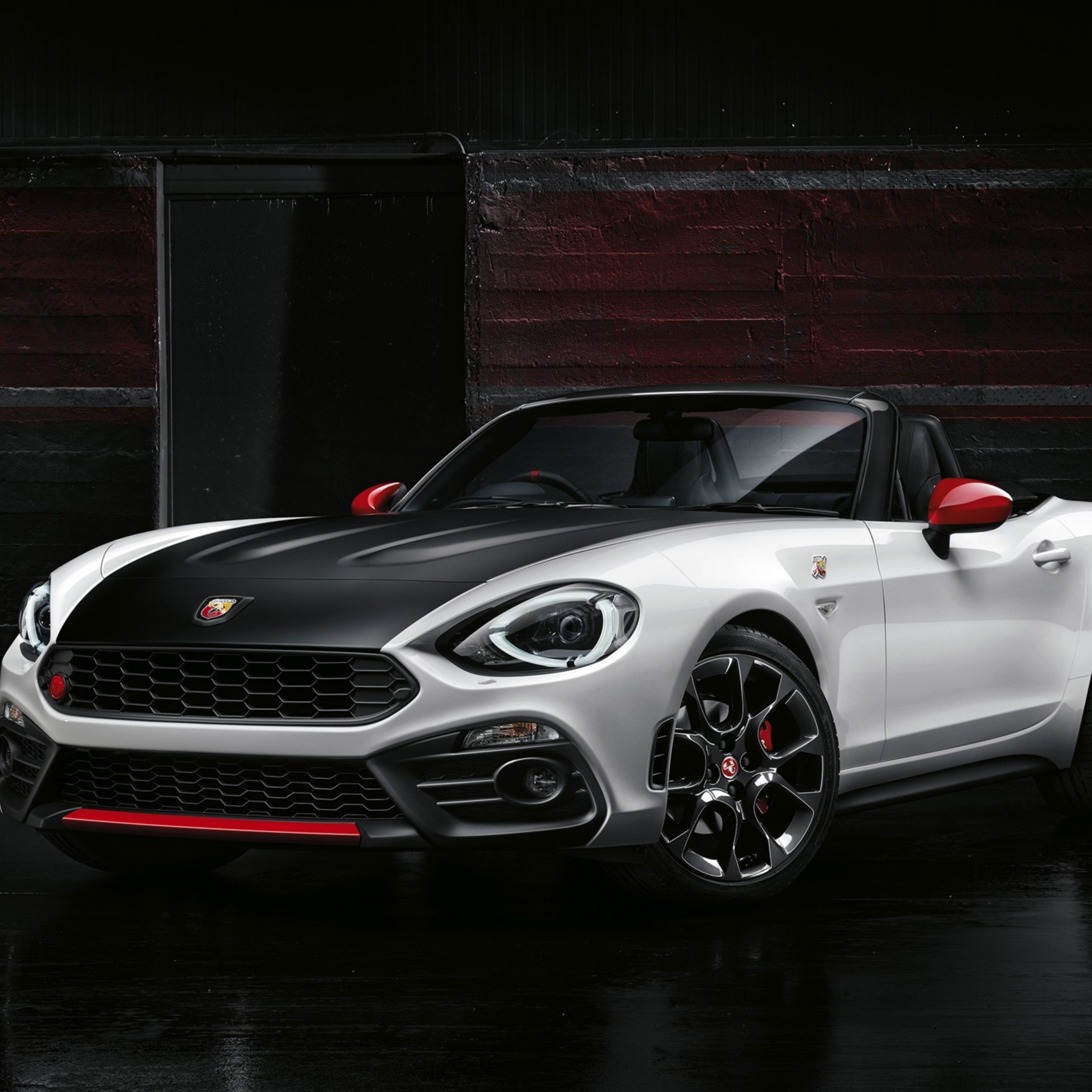 2018 Fiat 124 Spider Price - HD Wallpaper 