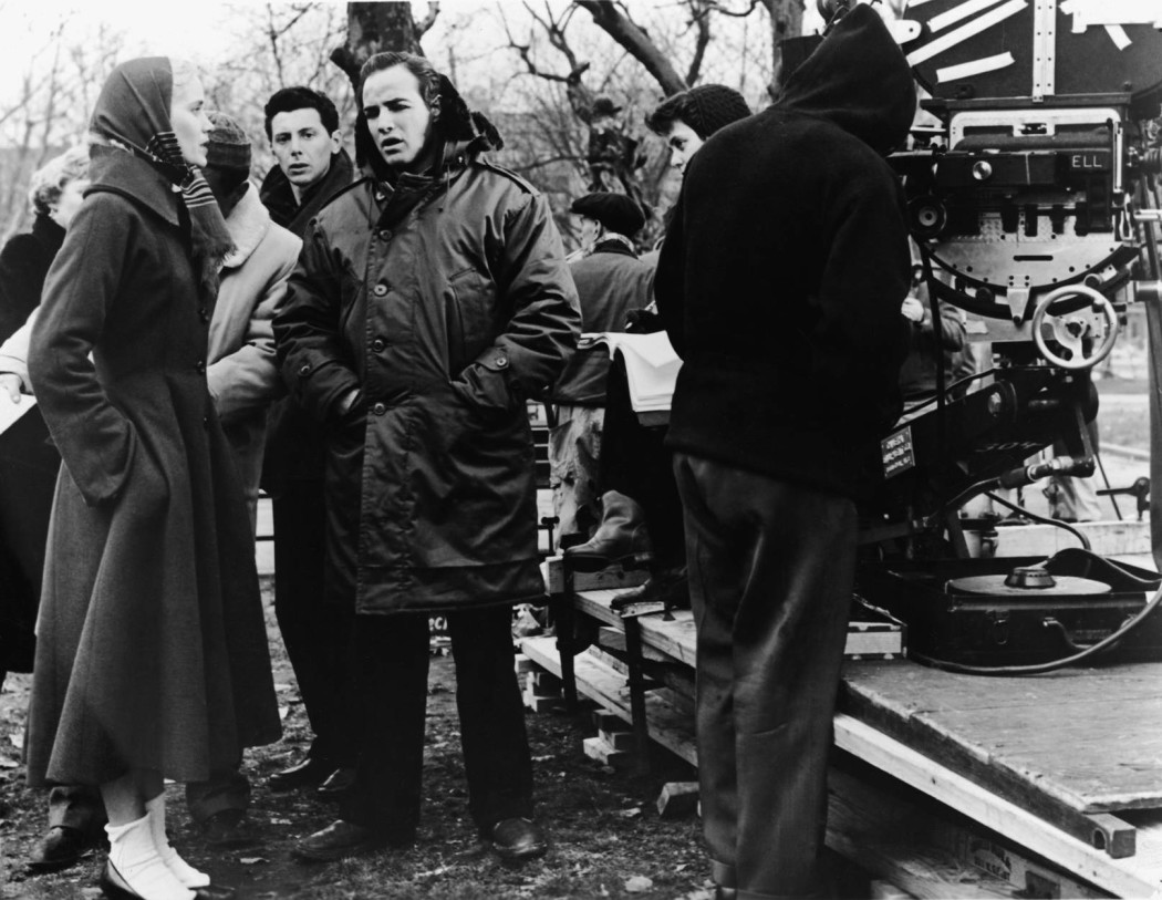 Behind The Scenes On The Waterfront - HD Wallpaper 