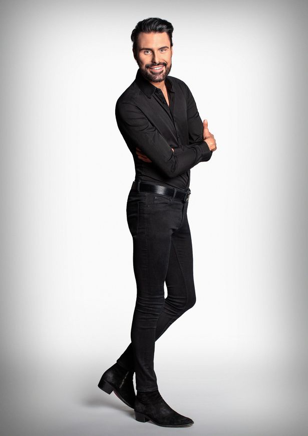 Standing - HD Wallpaper 