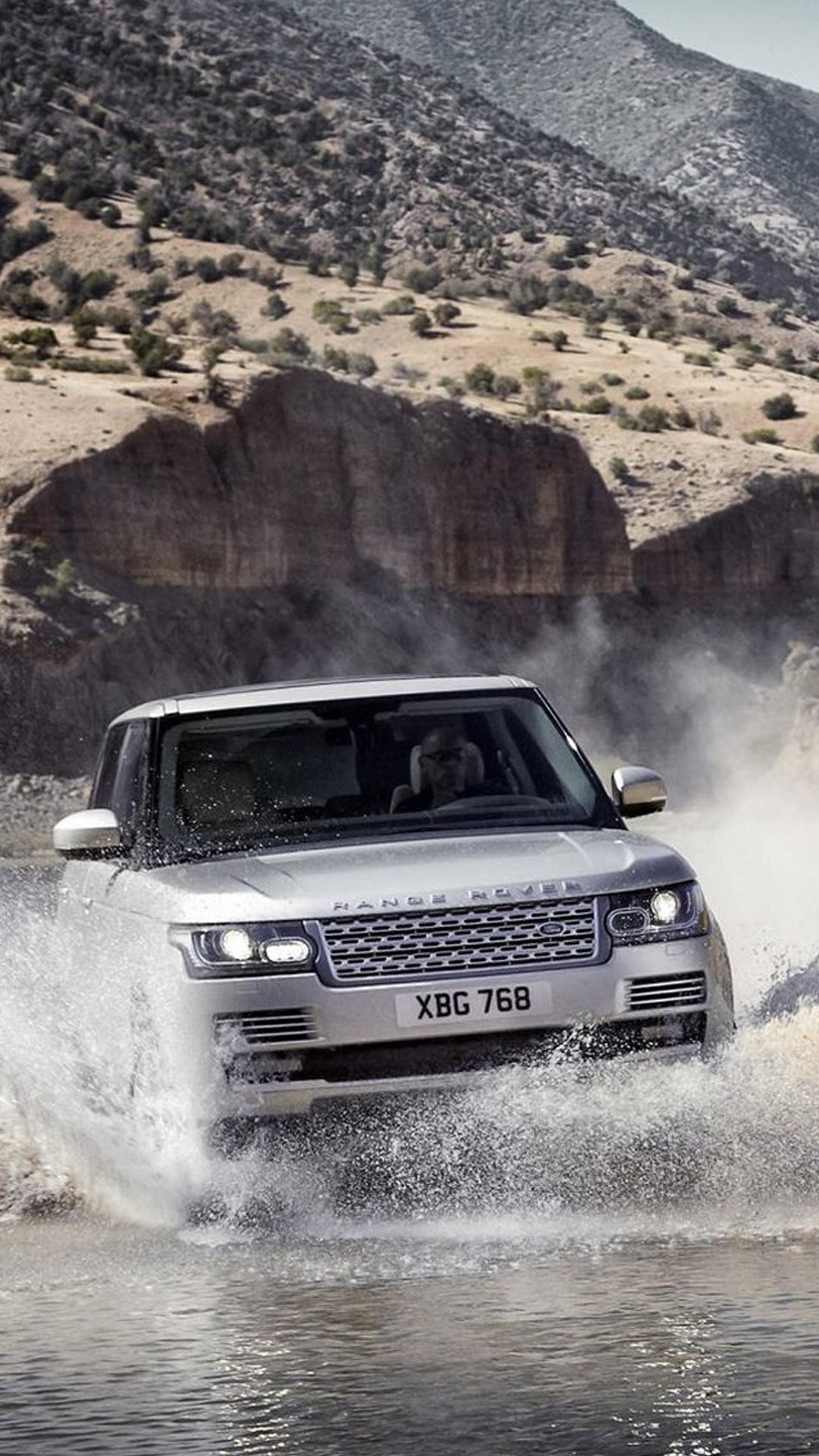 Range Rover Water Splash - HD Wallpaper 