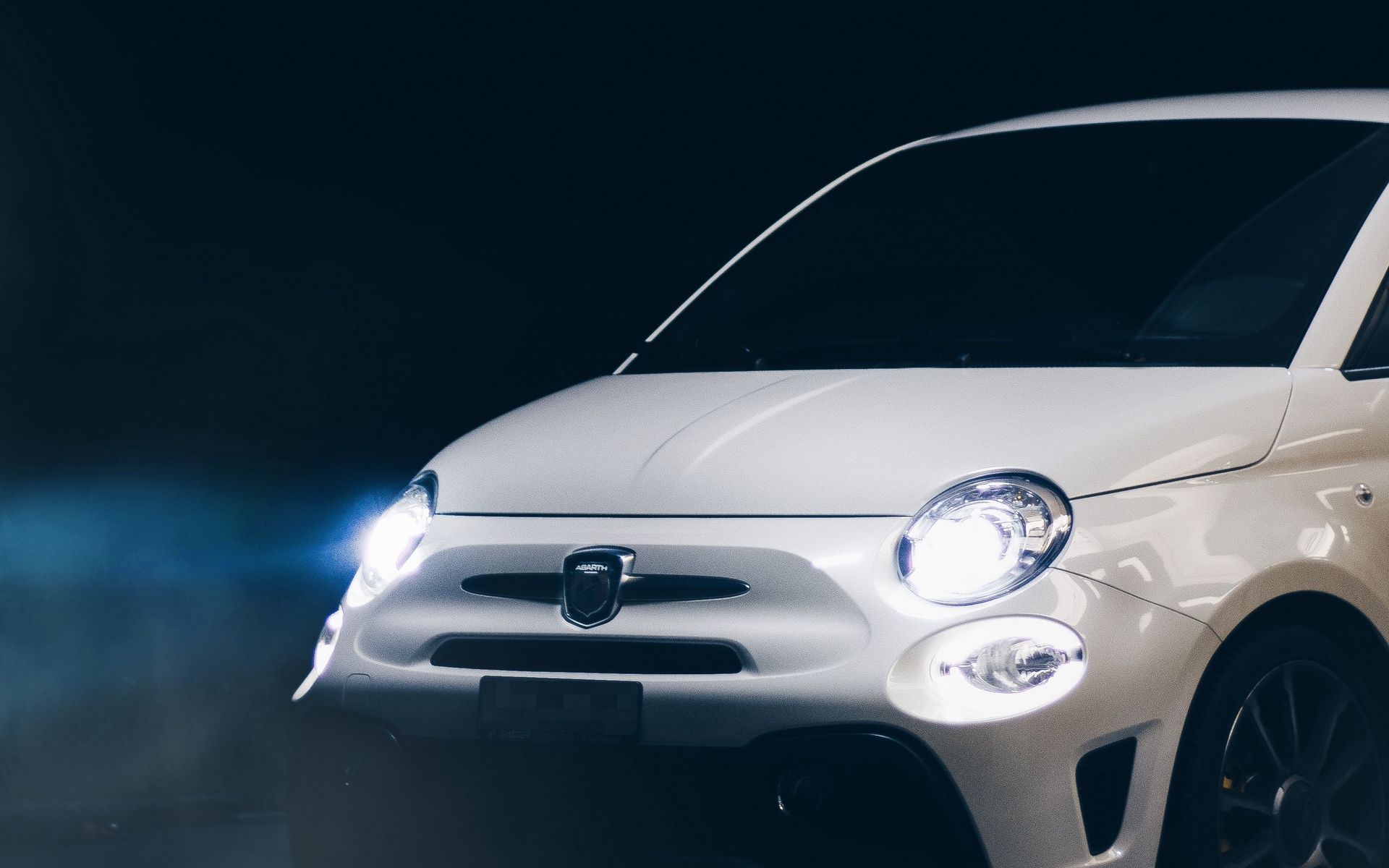 Abarth Logo - HD Wallpaper 