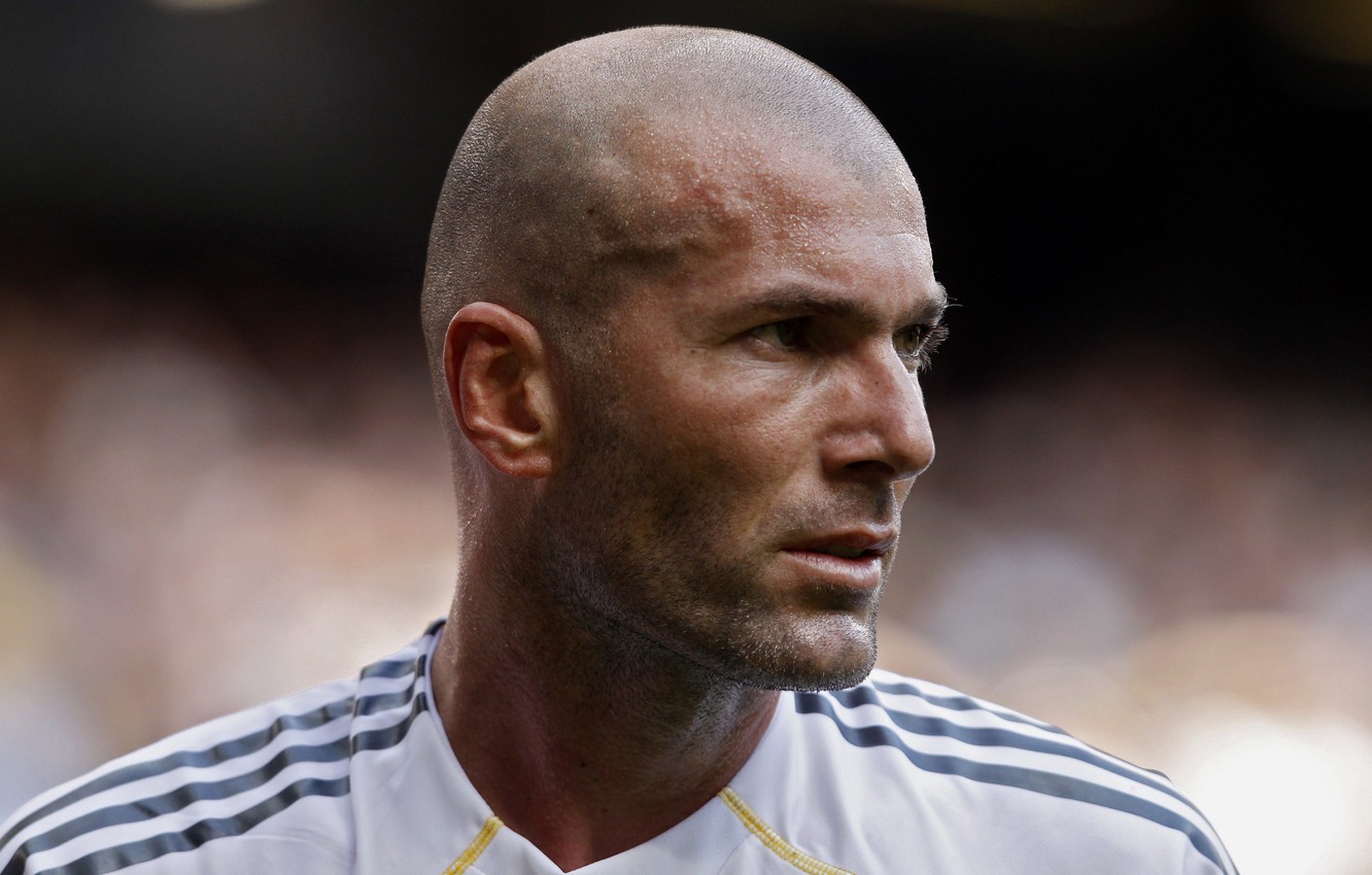 Photo Wallpaper Sport, Football, Male, Real Madrid, - Zinedine Zidane - HD Wallpaper 