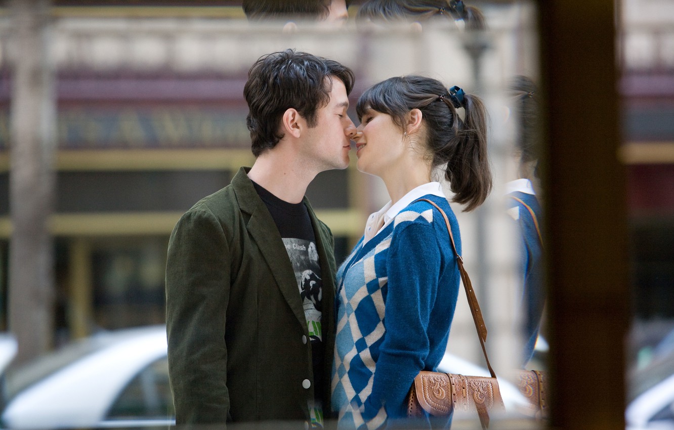 Photo Wallpaper Street, Kiss, 500 Days Of Summer, Joseph - Mera Bas Chale Toh Me Tum Pe Bhi Only Me Ki Privacy - HD Wallpaper 