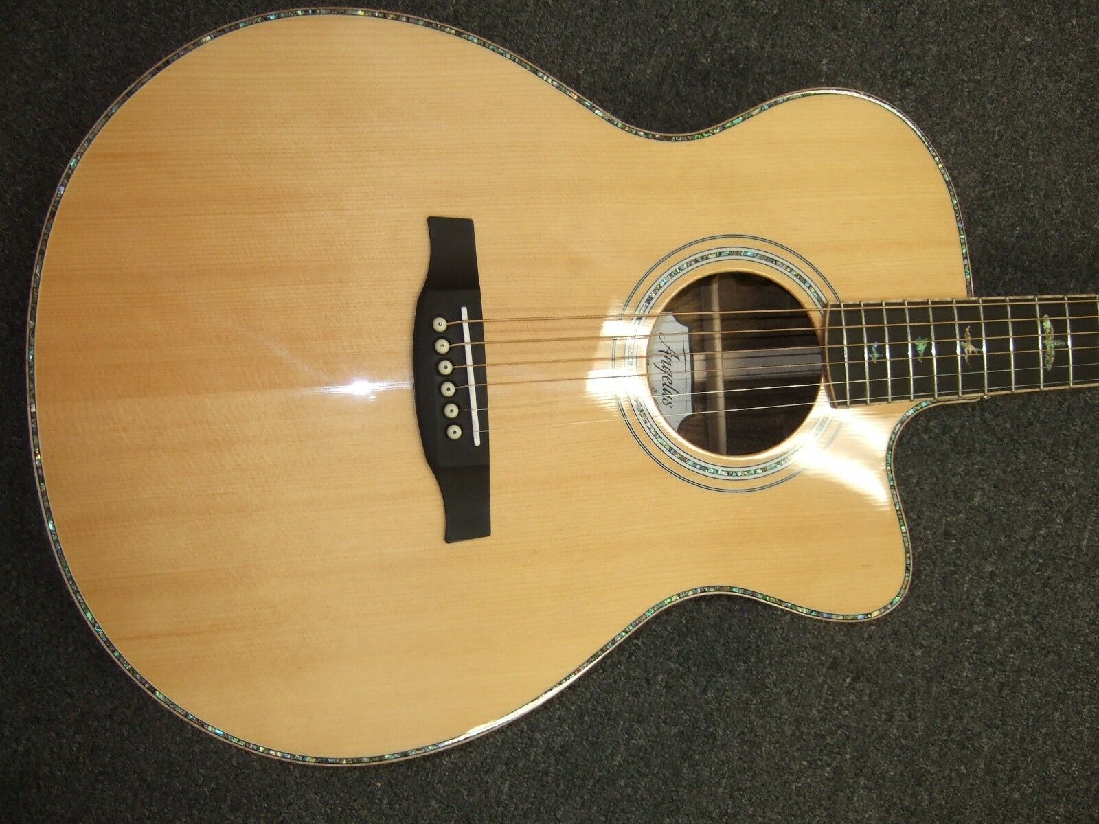 Acoustic Guitar - HD Wallpaper 