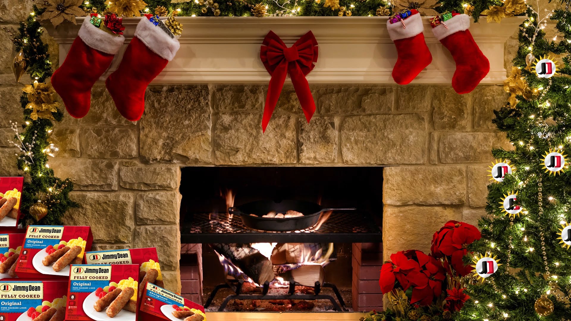 Christmas Socks On Fireplace - HD Wallpaper 