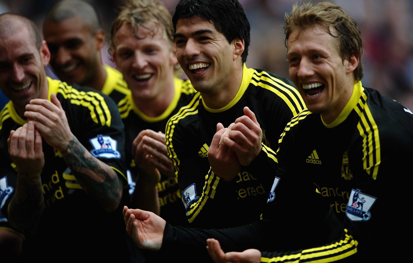 Photo Wallpaper Football, Football, Liverpool, Liverpool, - Rocking Baby Football Celebration - HD Wallpaper 