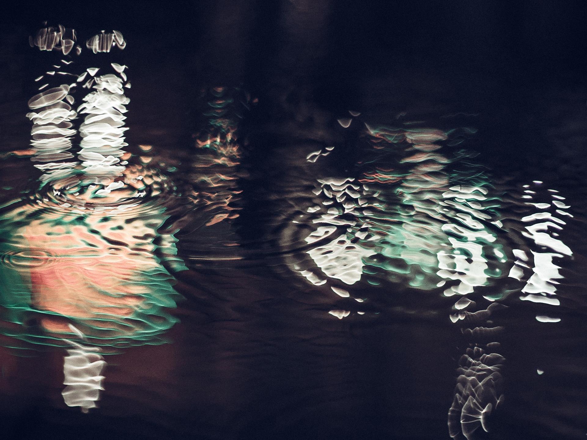 Water Ripple On Rain Drop 4k Wallpaper - Rain Drop 4k - HD Wallpaper 