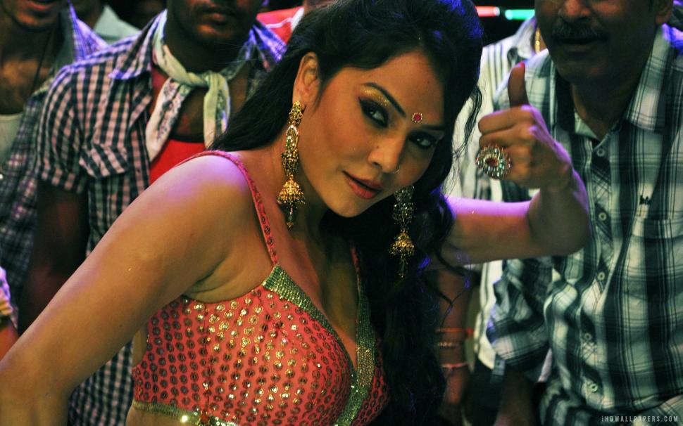 Nikita Rawal Wallpaper,rawal Hd Wallpaper,nikita Hd - Girl - HD Wallpaper 