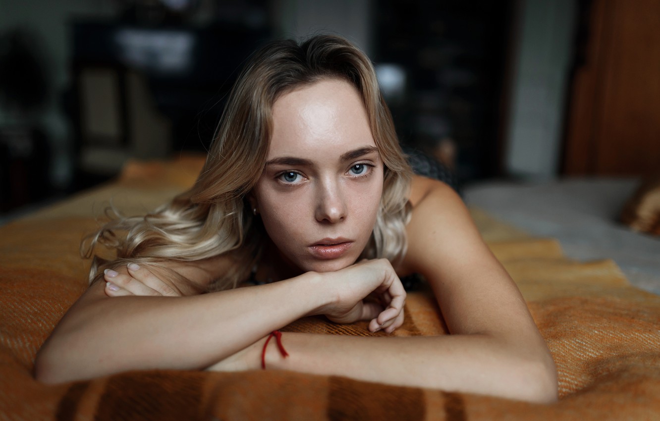 Photo Wallpaper Lies, Sponge, Curls, Nikita Ivanov, - Girl - HD Wallpaper 