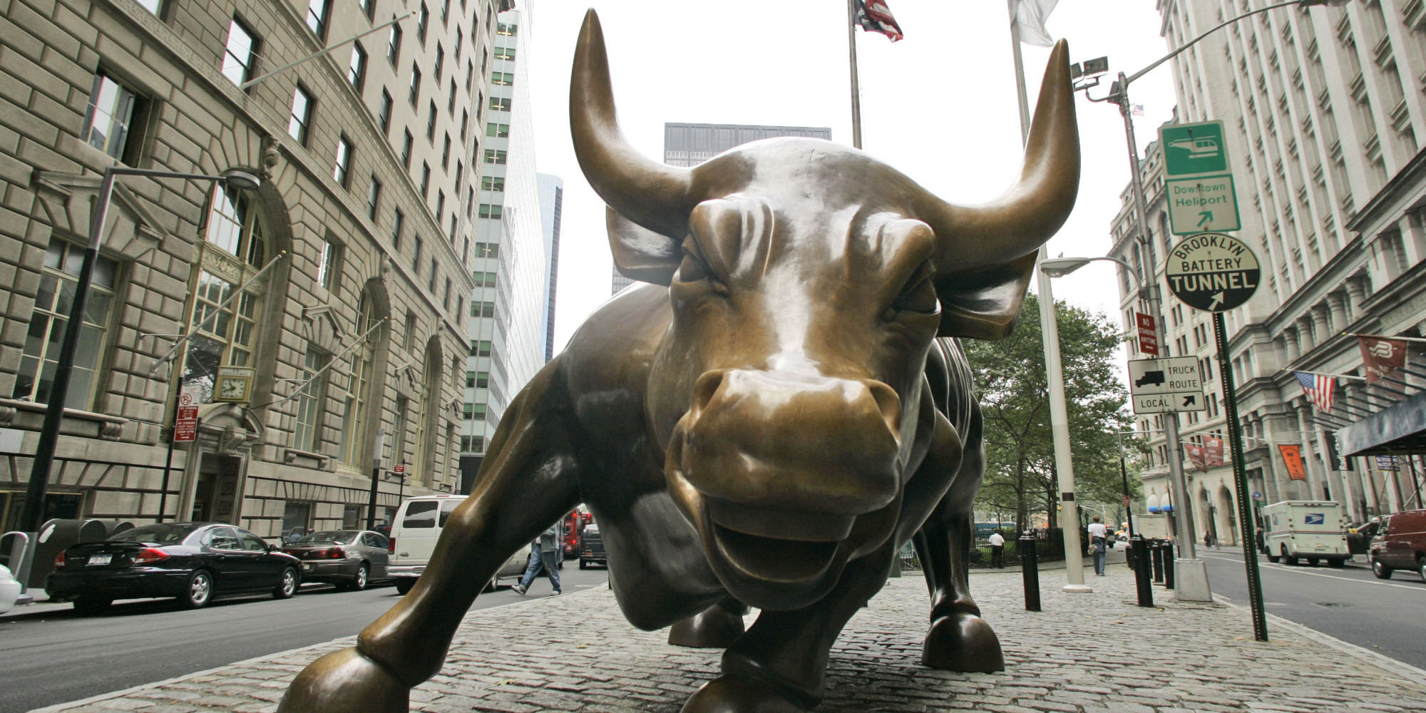 Best Stocks Monitoring Apps And Widgets For Android - Charging Bull - HD Wallpaper 