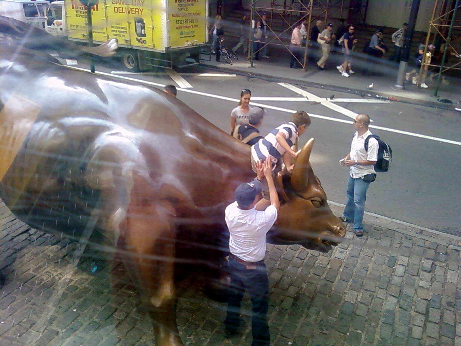 Wall Street Bull - HD Wallpaper 