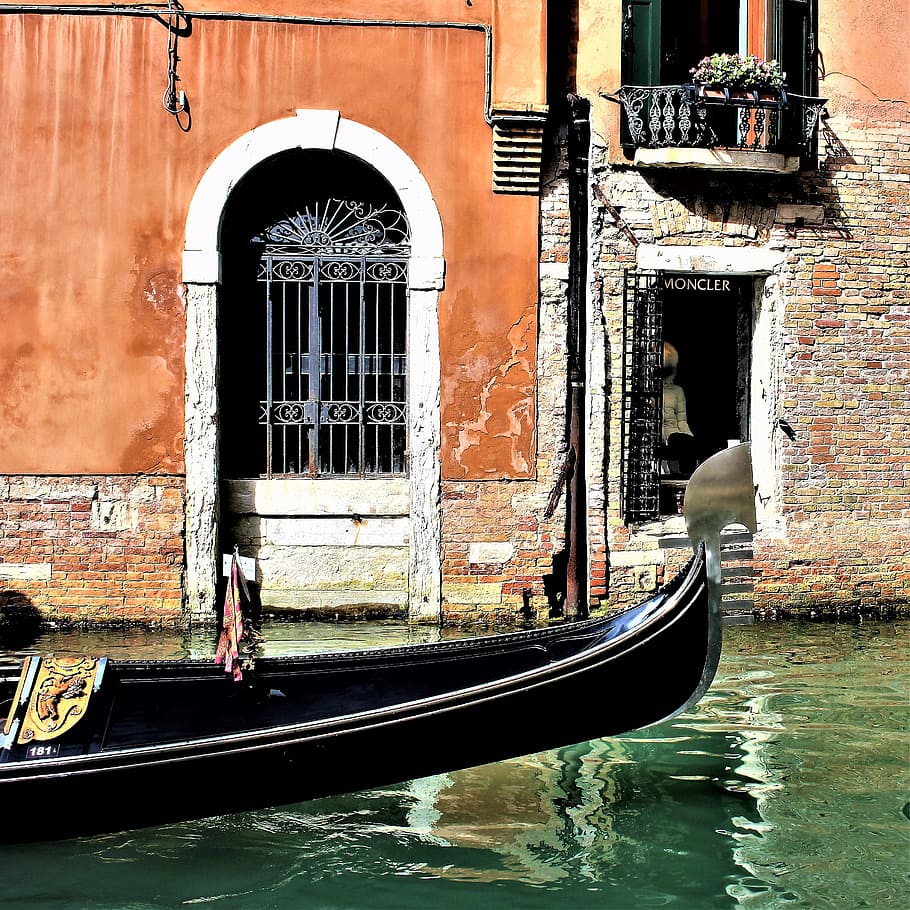 Venice, Channel, Water, Gondola, Port, Window, Mirroring, - HD Wallpaper 