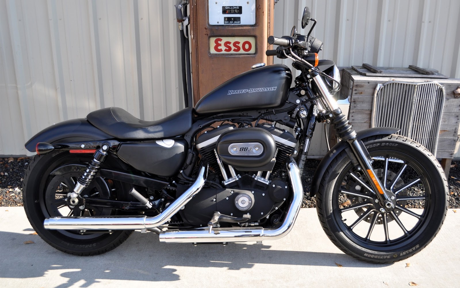 Harley Davidson Iron 833 1600x1000 Wallpaper Teahub Io