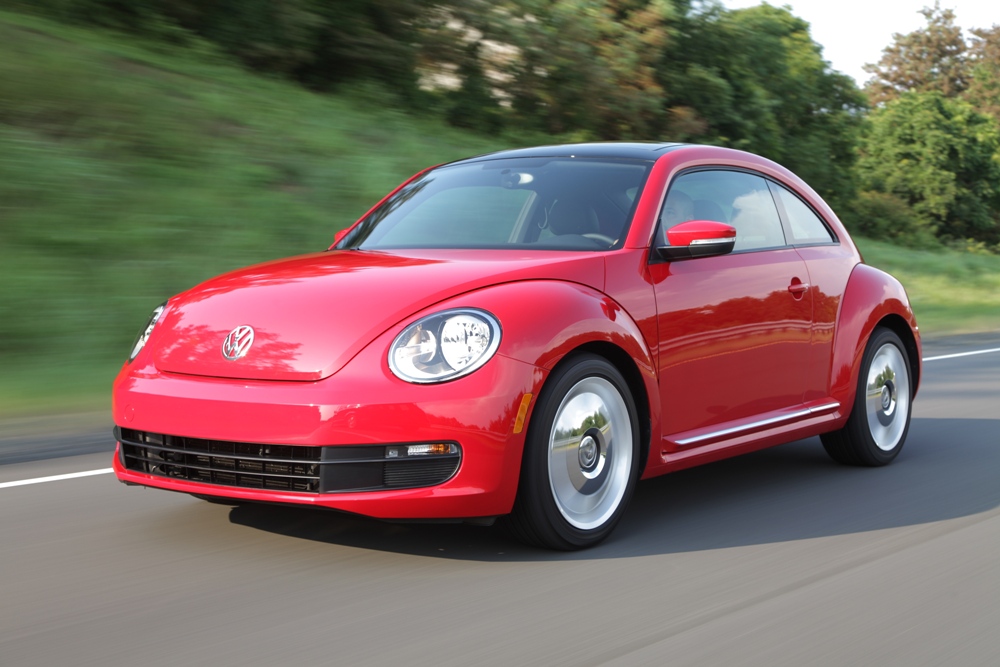 2016 Vw Beetle - HD Wallpaper 