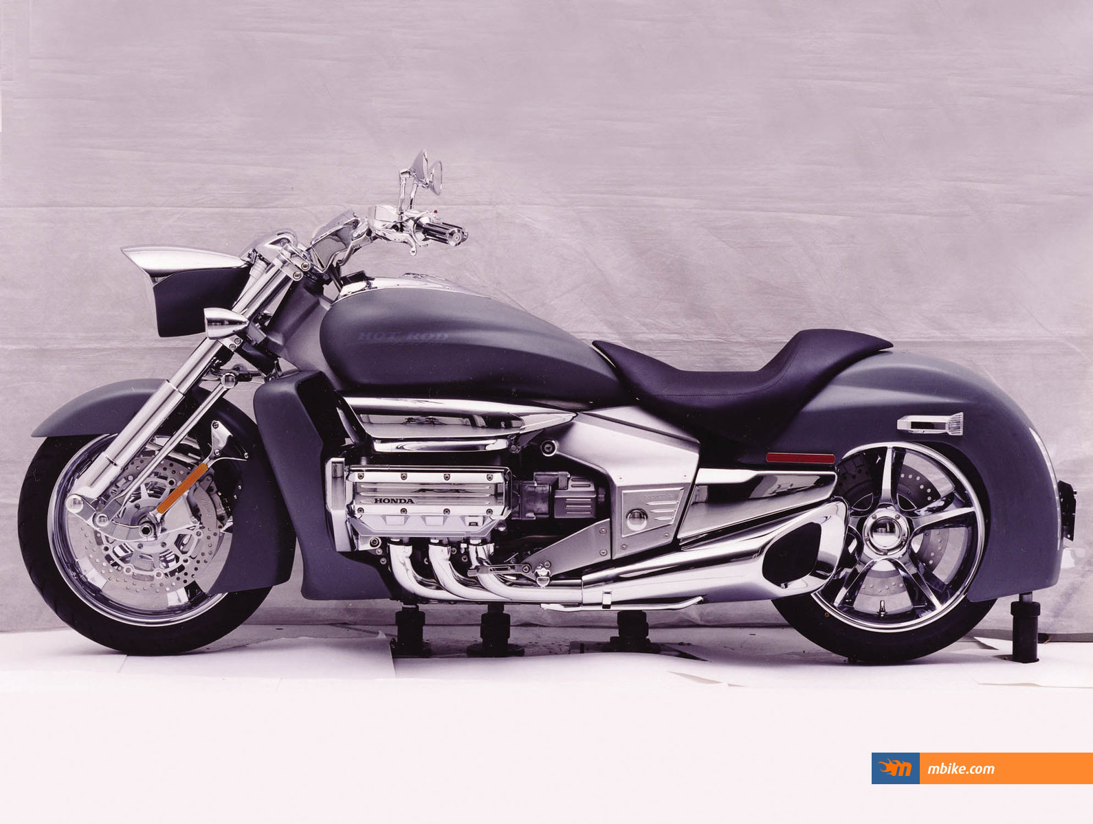 2003 Honda Valkyrie Rune - Honda Valkyrie Rune Costum - HD Wallpaper 