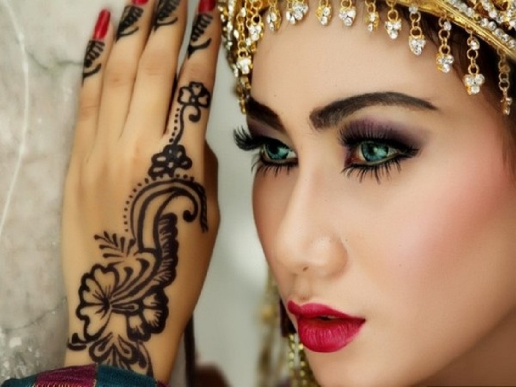 Mehndi Wallpaper Hd - Beautiful Mehndi Designs Hd - HD Wallpaper 