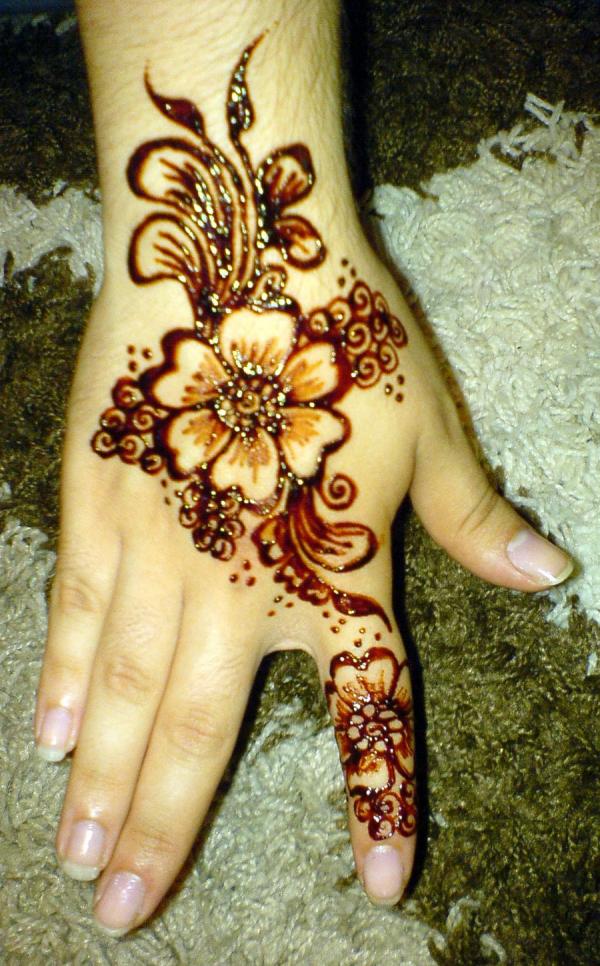 11 Henna Tattoo600 966 - Modern Henna Design Tangan - HD Wallpaper 