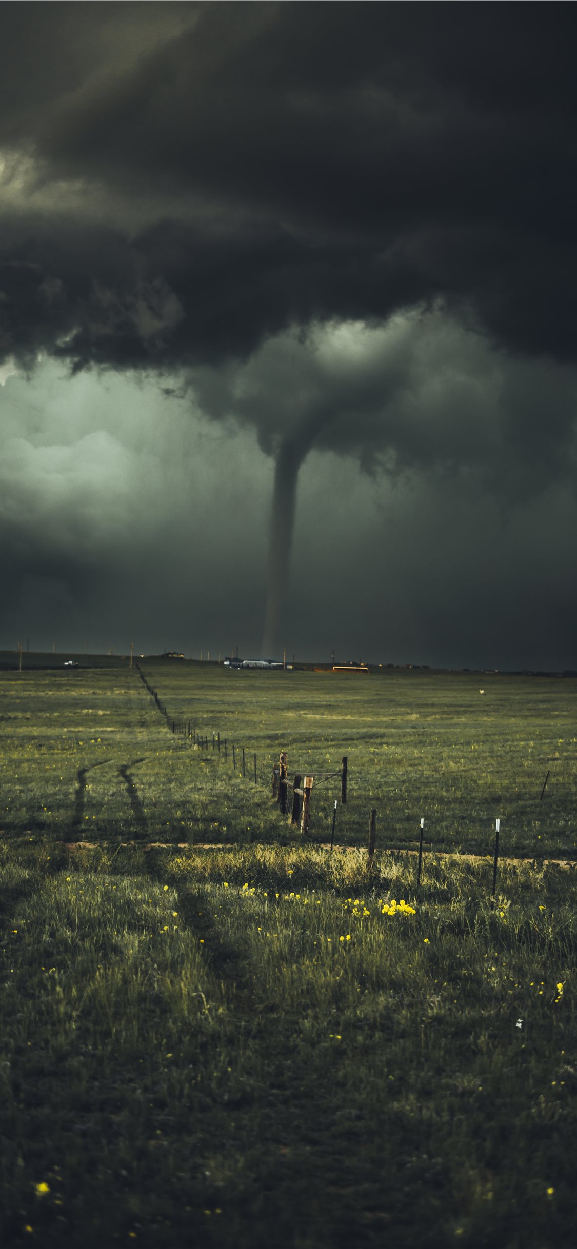 Iphone Xr Wallpapers Storm - HD Wallpaper 