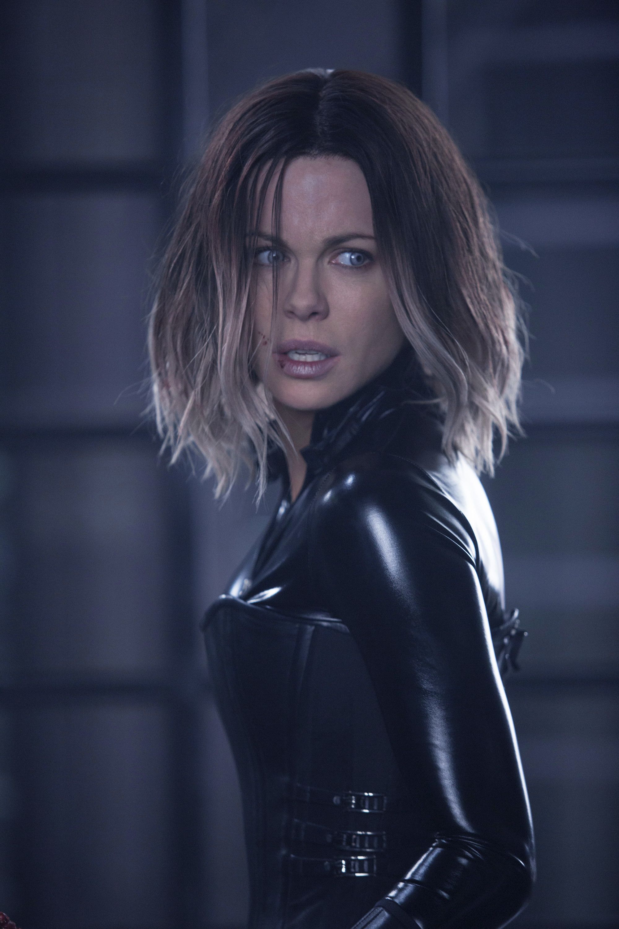 Kate Beckinsale Underworld Blood Wars - HD Wallpaper 