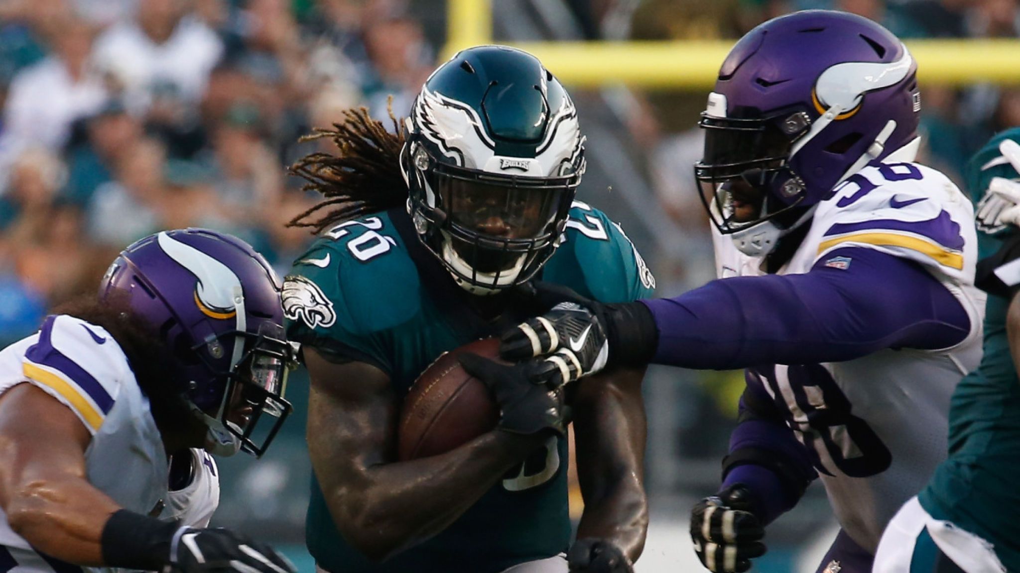 Jay Ajayi In Action Against The Minnesota Vikings - Defensive Tackle - HD Wallpaper 