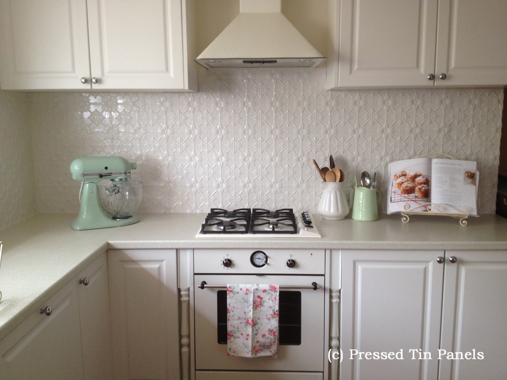 Pressed Tin Panel Backsplash - HD Wallpaper 