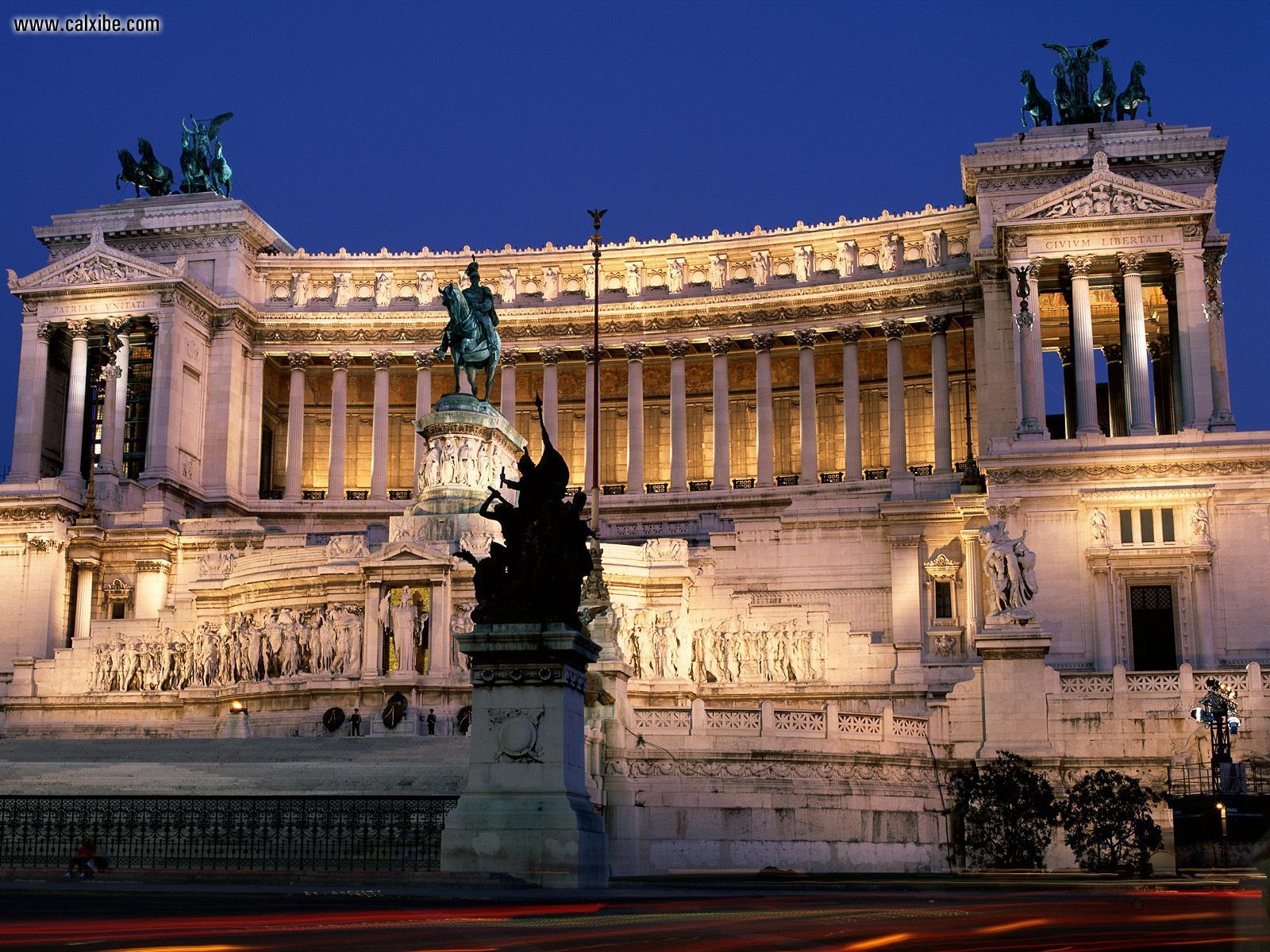 Monument To Vittorio Emanuele Ii - HD Wallpaper 