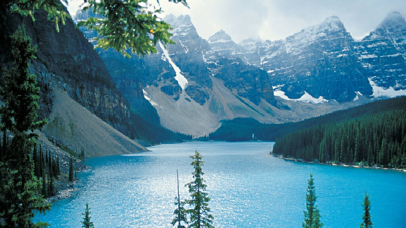Moraine Lake - HD Wallpaper 