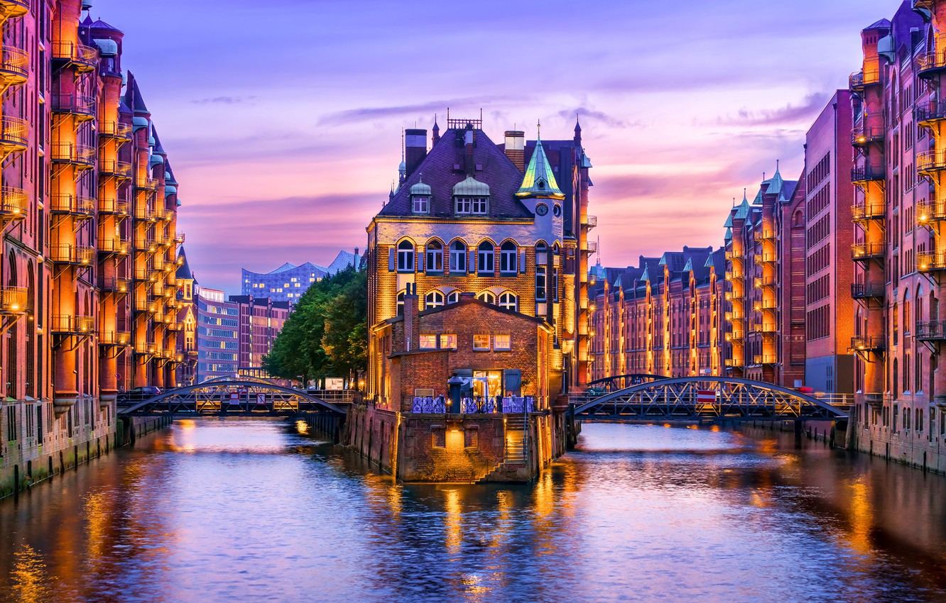 Photo Wallpaper River, Home, The Evening, Germany, - Speicherstadt - HD Wallpaper 