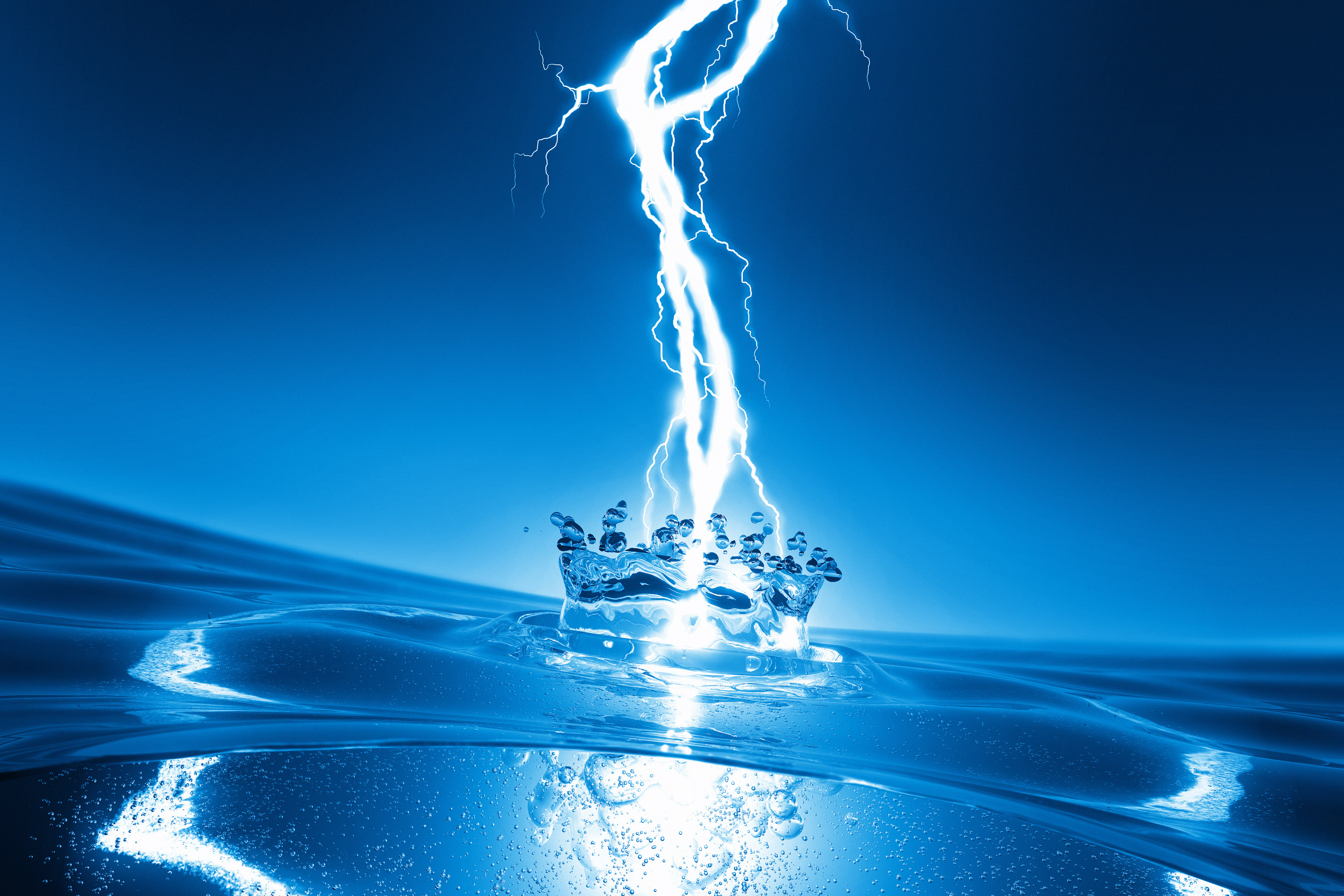 Water And Electricity Background - HD Wallpaper 
