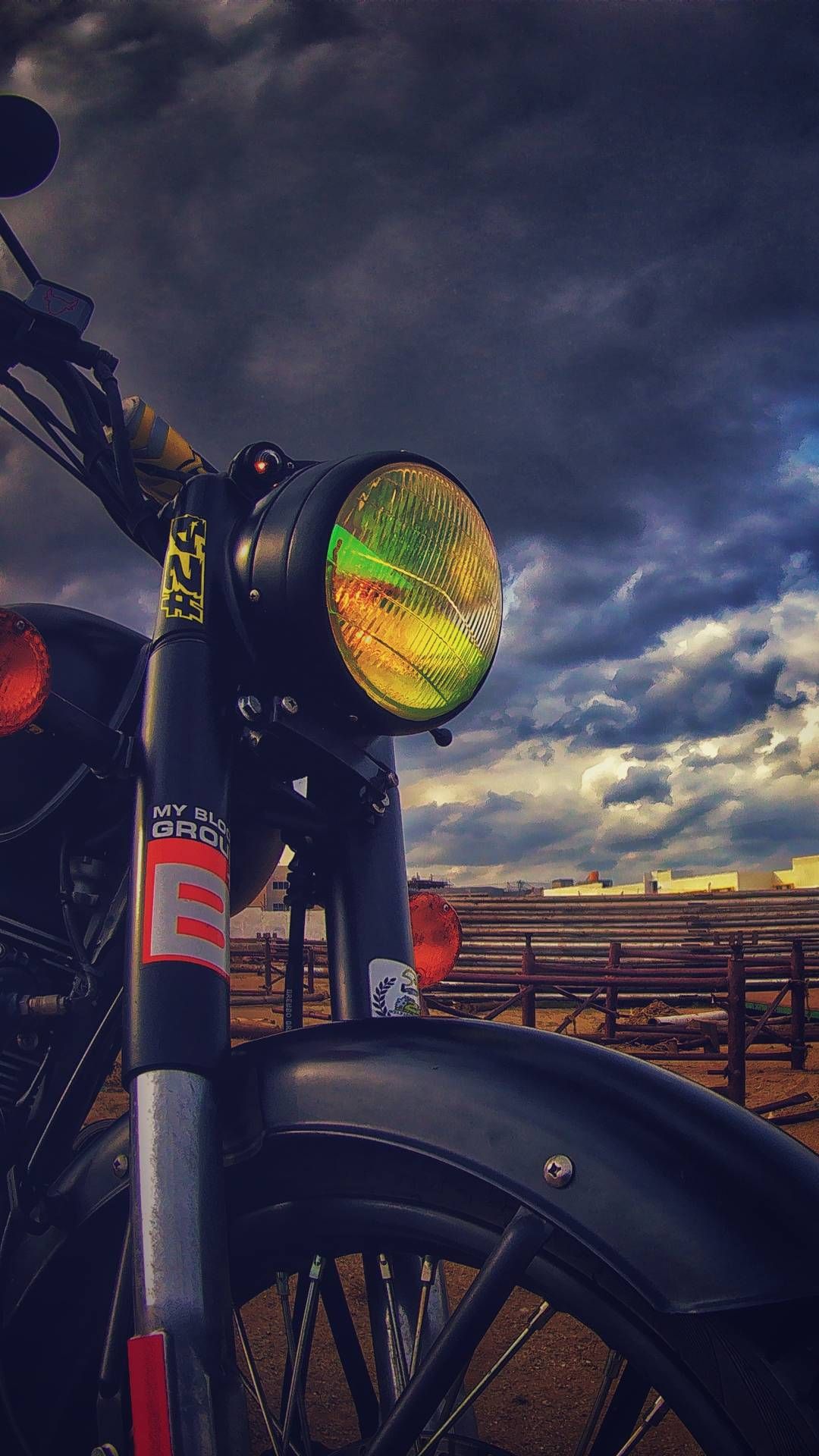 Royal Enfield Wallpaper 4k - 1080x1920 Wallpaper Royal Enfield Wallpaper 4k - 1080x1920 Wallpaper