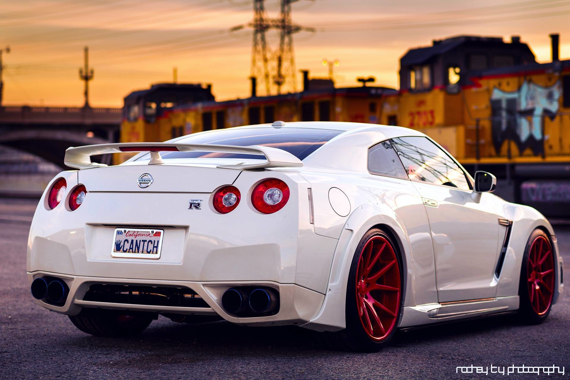 Wallpapers Nissan, Gt R, White, Back, Red, Wheels, - Nissan Gtr Wallpaper Hd - HD Wallpaper 