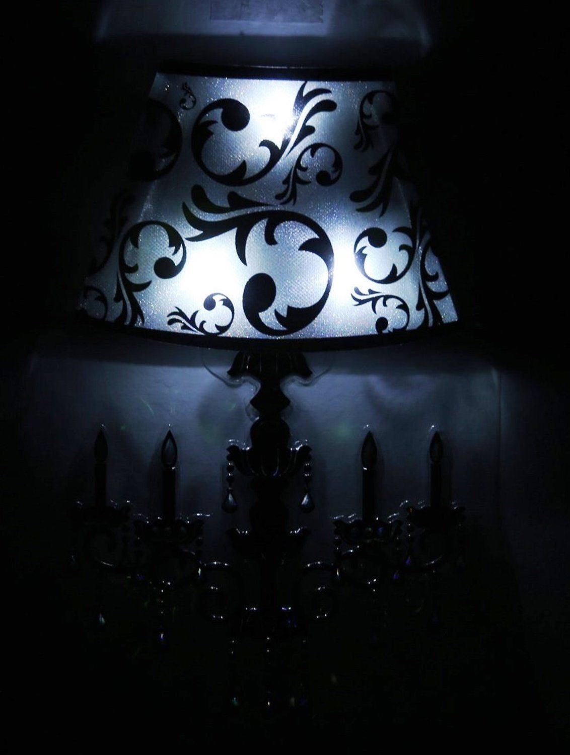 Picture Of Kemket Flowers And Cartoons Design Lighting - Darkness - HD Wallpaper 