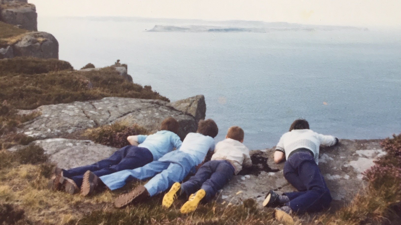 Logo Full Black - Conleth Hill Two Down - HD Wallpaper 