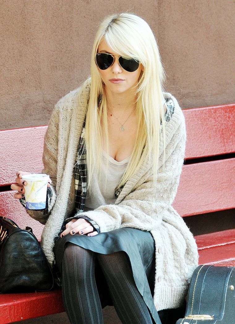 Taylor Momsen Gossip Girl - HD Wallpaper 