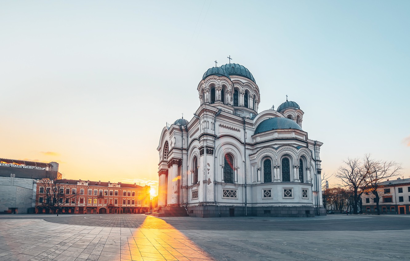 Photo Wallpaper Lithuania, Kaunas, Freedom Alley - Dome - HD Wallpaper 