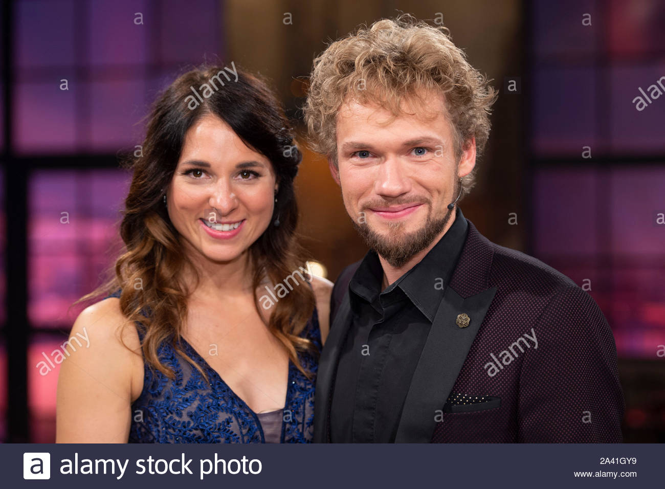 Amelie Van Tass, Aut, Magician, Mentalist, Thommy Ten, - Donald And Melania Trump 2007 - HD Wallpaper 