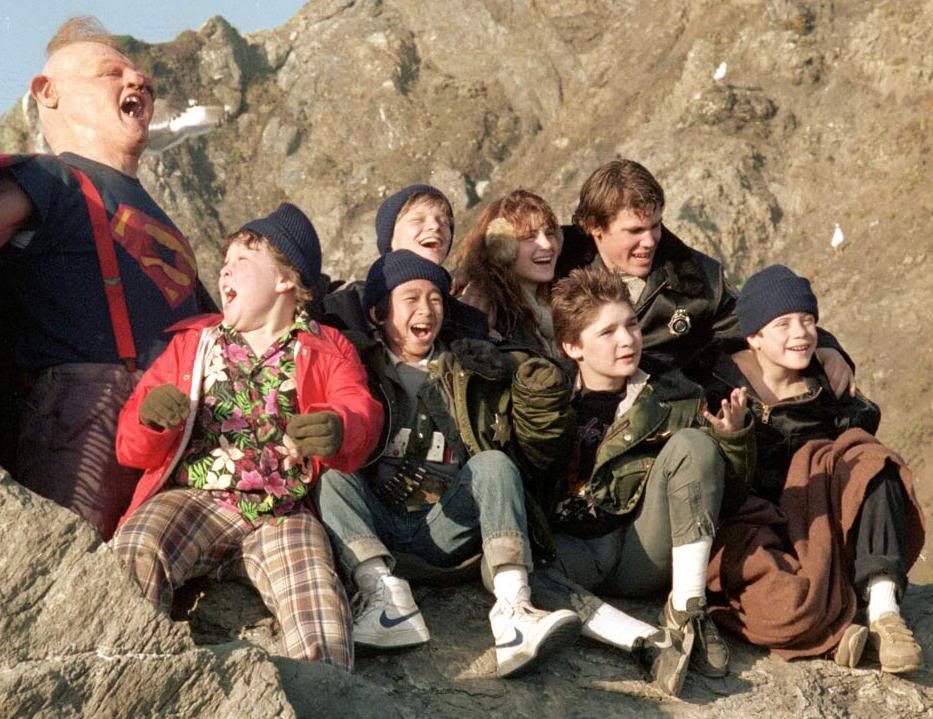 Goonies - Goonies Nike - HD Wallpaper 