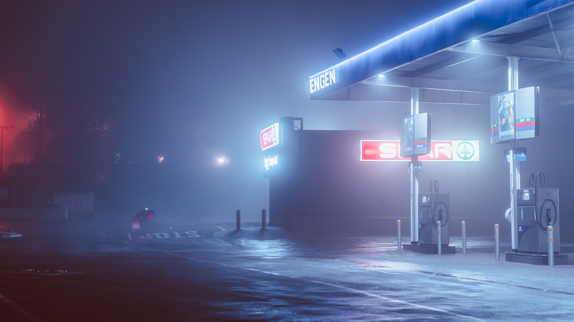 Gas Station Night - HD Wallpaper 