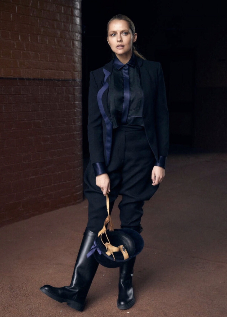 Pic - Teresa Palmer Bazaar - HD Wallpaper 