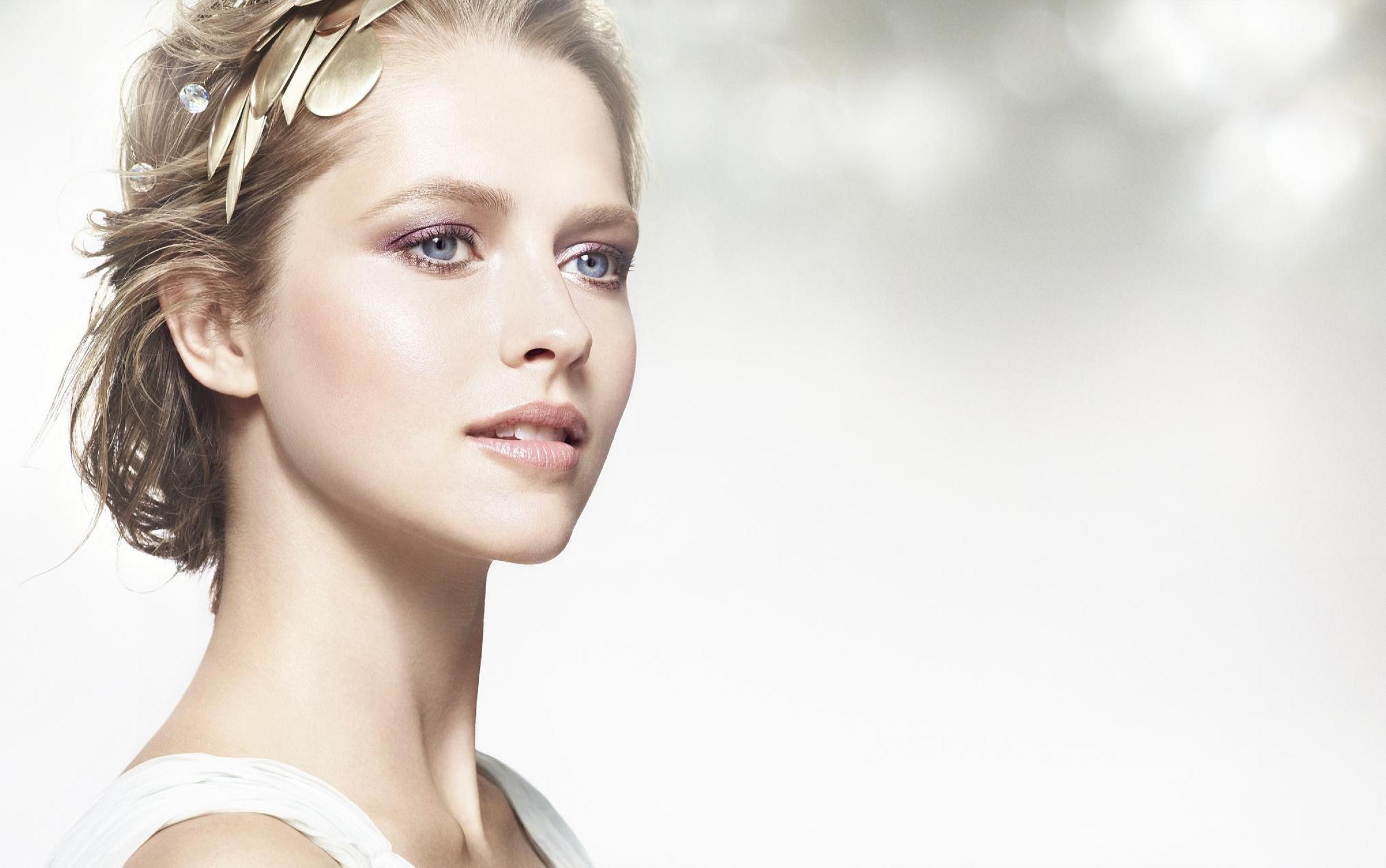 Teresa Palmer Artistry Makeup - HD Wallpaper 