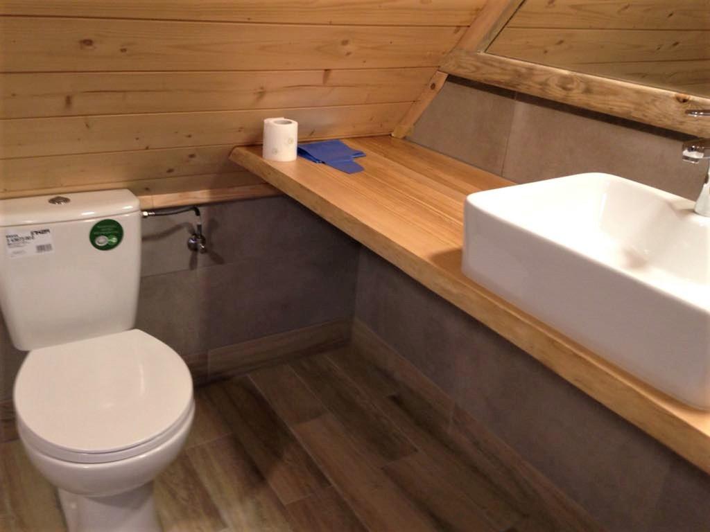 Bathroom - HD Wallpaper 