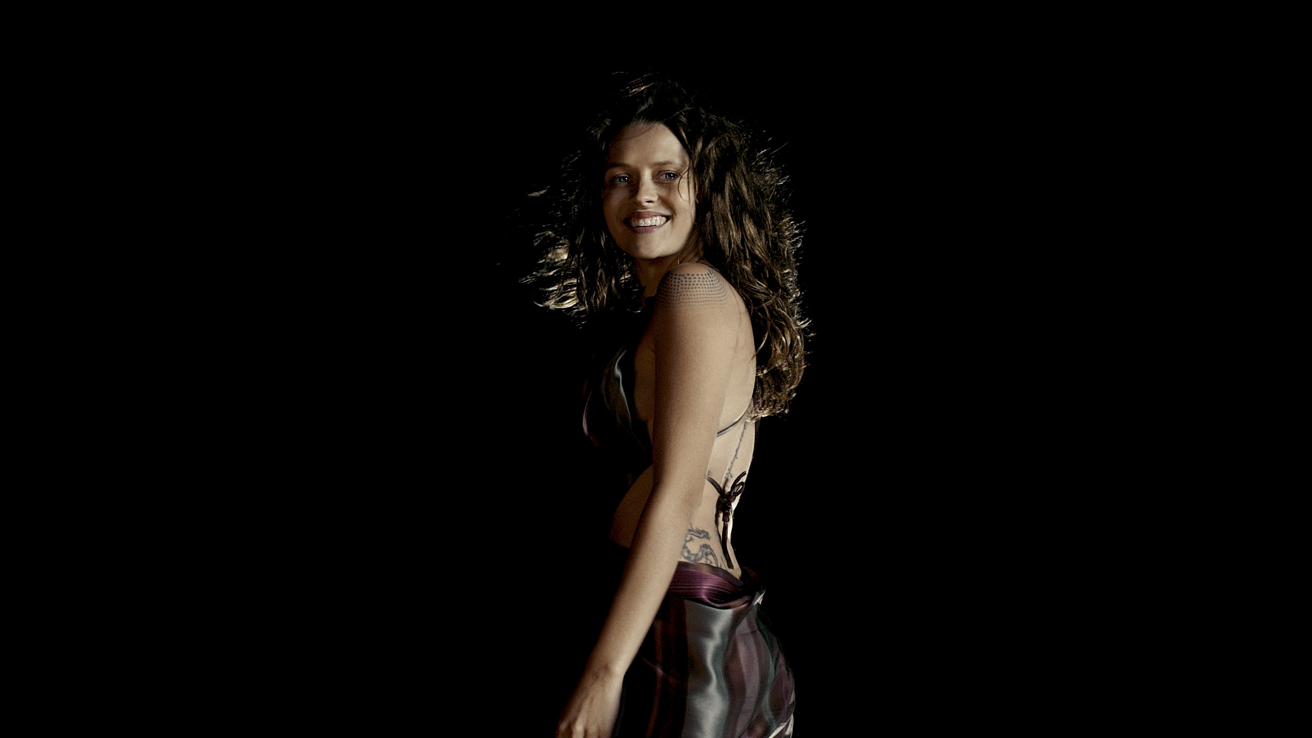 Teresa Palmer Hot Point Break - HD Wallpaper 