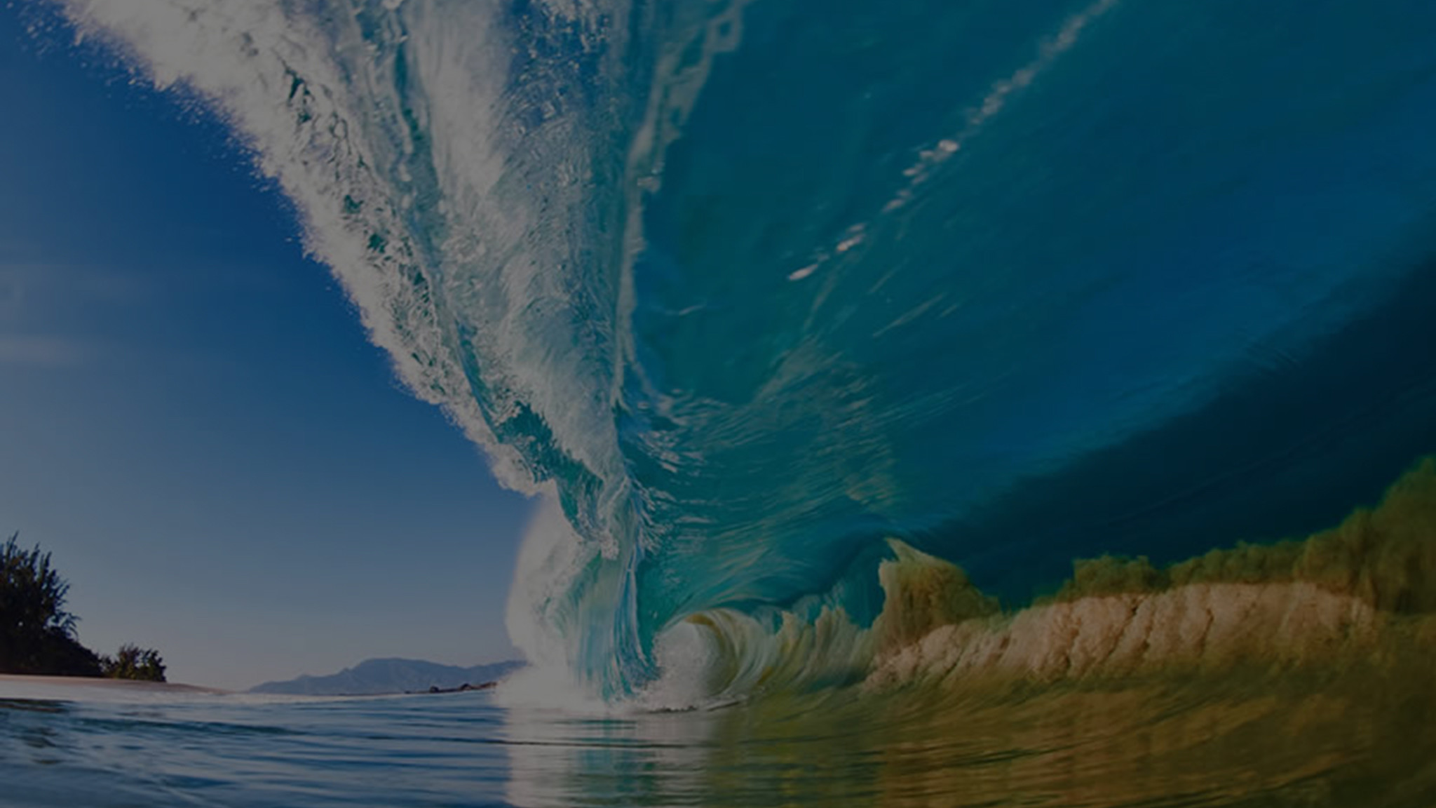 Clark Little Surf Photography 
 Data-src - Huge Shorebreak Waves - HD Wallpaper 