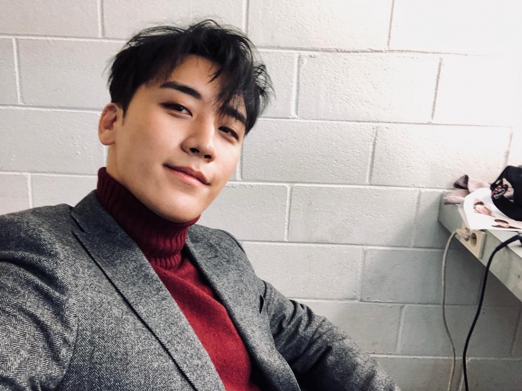 Seungri Abs - HD Wallpaper 