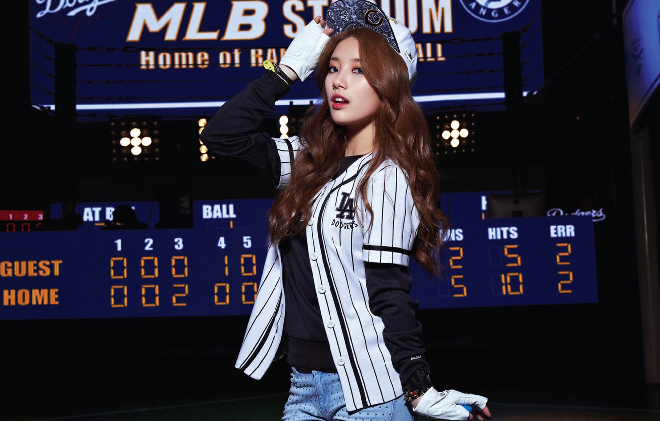 Photo Wallpaper Girl, Music, Asian, South Korea, K-pop, - Suzy Miss A Sport - HD Wallpaper 