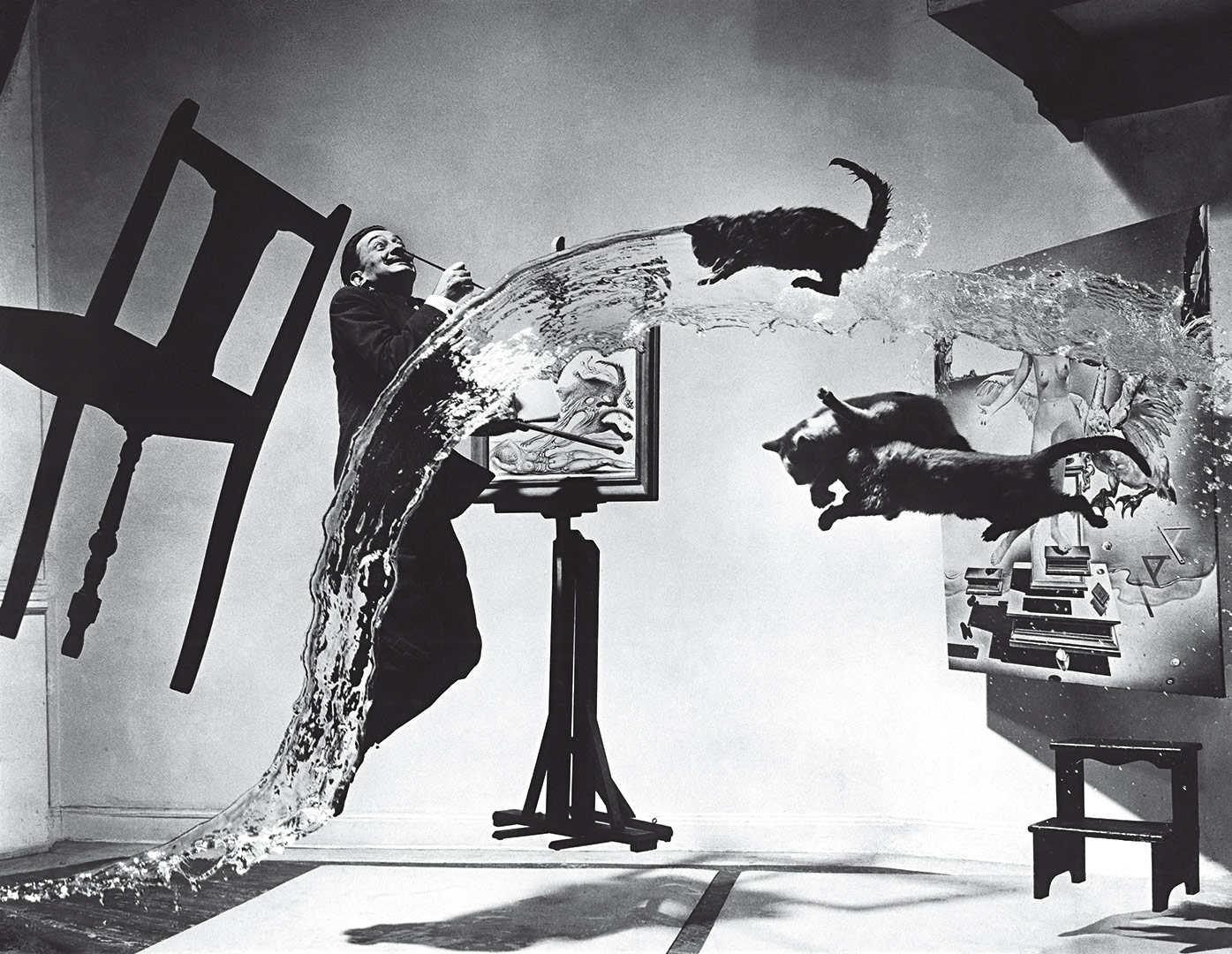 Dalí Atomicus By Philippe Halsman - Dali Atomicus - HD Wallpaper 