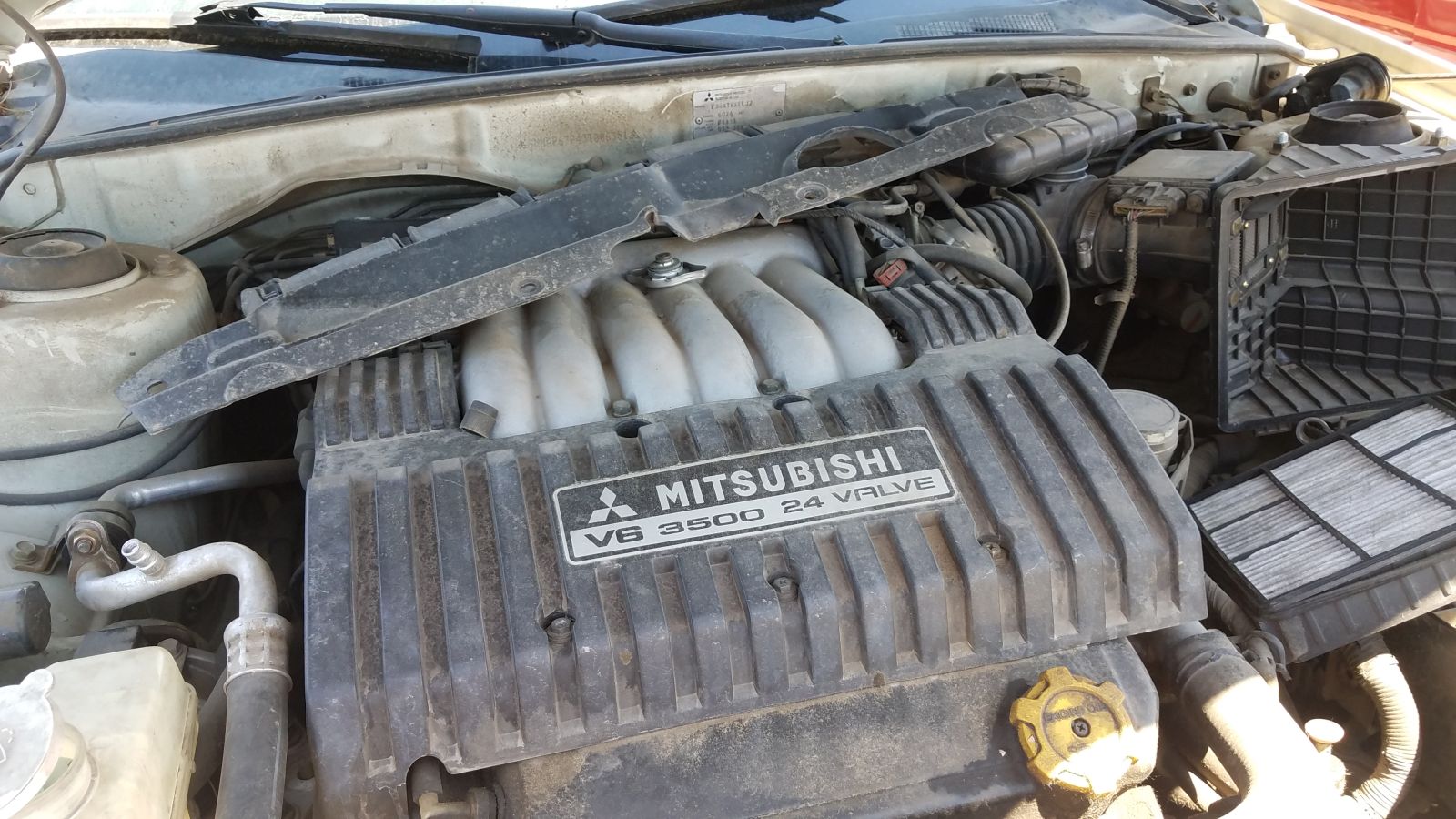 2002 Mitsubishi Diamante Engine - HD Wallpaper 