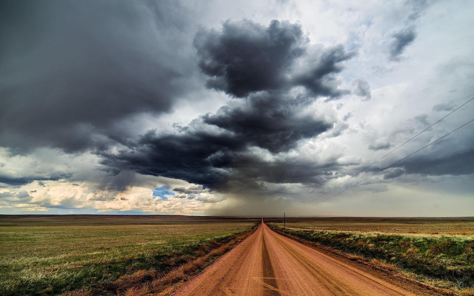 Road With Dark Clouds - HD Wallpaper 